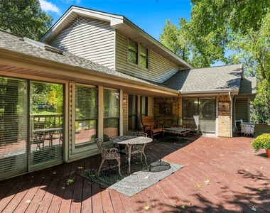 707 Findlay Drive - Photo Thumbnail 31