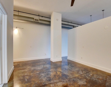 180 Ne 4th Avenue - Photo Thumbnail 7