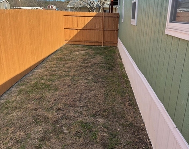 3520 Gerry Drive - Photo Thumbnail 9