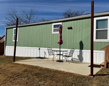 3520 Gerry Drive - Photo Thumbnail 7