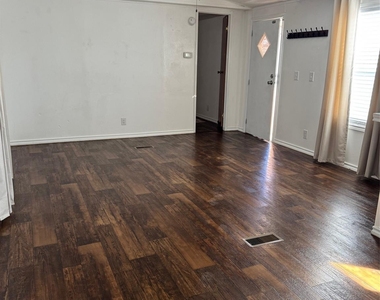 3520 Gerry Drive - Photo Thumbnail 14
