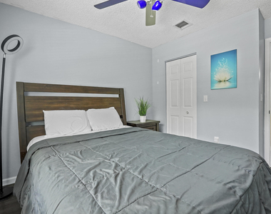 9670 Wolcott Place - Photo Thumbnail 23