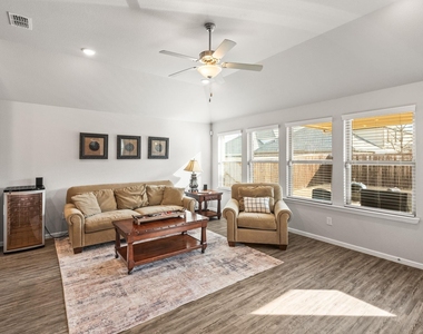 3220 Puffin Lane - Photo Thumbnail 20