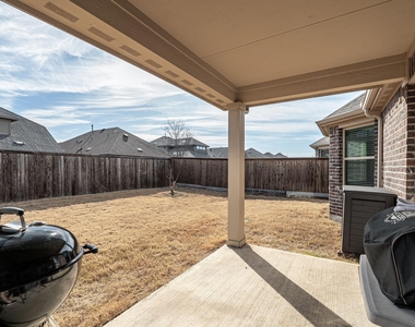 3220 Puffin Lane - Photo Thumbnail 4