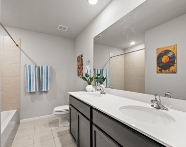 3220 Puffin Lane - Photo Thumbnail 13