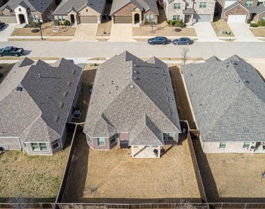 3220 Puffin Lane - Photo Thumbnail 6