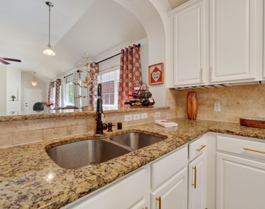 6105 Cheyenne Drive - Photo Thumbnail 10