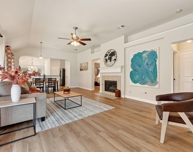 6105 Cheyenne Drive - Photo Thumbnail 2