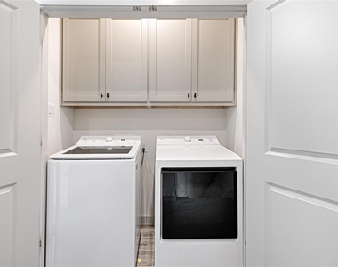 325 Mcconathy Way - Photo Thumbnail 27