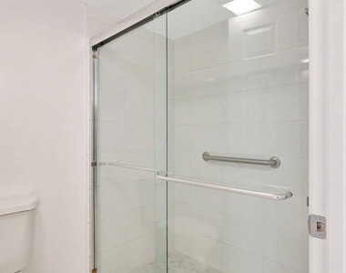 321 Norwood Terrace - Photo Thumbnail 17