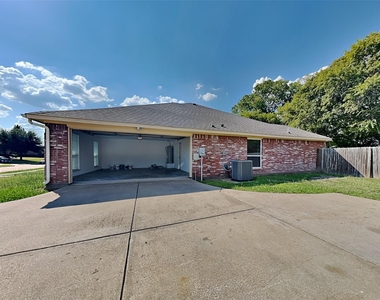 217 Richard Lane - Photo Thumbnail 17