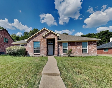 217 Richard Lane - Photo Thumbnail 9