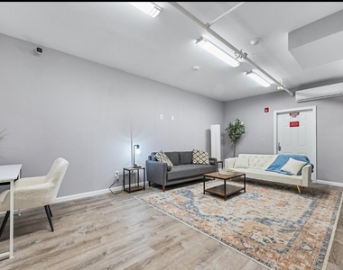 108 N Kensico Ave - Photo Thumbnail 9