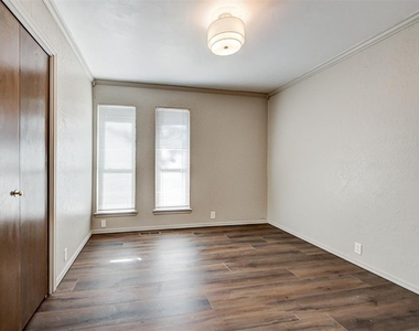 11044 Folkstone Drive - Photo Thumbnail 40