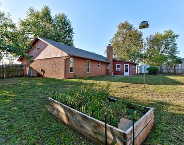 11044 Folkstone Drive - Photo Thumbnail 49