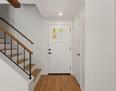 2908 Nova Drive - Photo Thumbnail 2