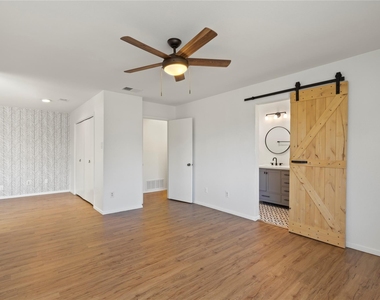 2908 Nova Drive - Photo Thumbnail 14