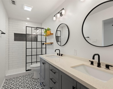 2908 Nova Drive - Photo Thumbnail 17