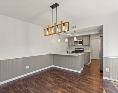 2908 Nova Drive - Photo Thumbnail 8