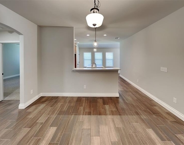 508 Nw 177th Street - Photo Thumbnail 4