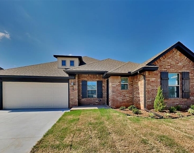 508 Nw 177th Street - Photo Thumbnail 1
