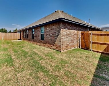 508 Nw 177th Street - Photo Thumbnail 17