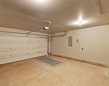 3325 Nw 158th Terrace - Photo Thumbnail 12