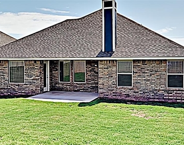 3325 Nw 158th Terrace - Photo Thumbnail 13