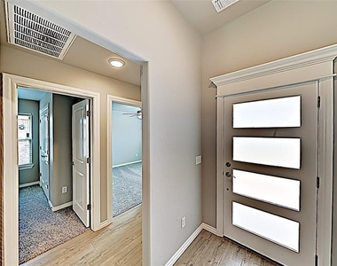 3325 Nw 158th Terrace - Photo Thumbnail 2