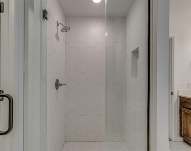 3717 Nw 177th Street - Photo Thumbnail 28