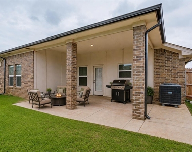 3717 Nw 177th Street - Photo Thumbnail 9