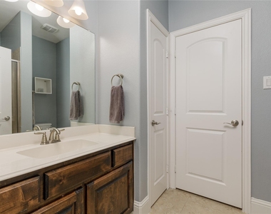 13888 Eleanor Avenue - Photo Thumbnail 27