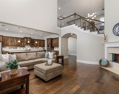 13888 Eleanor Avenue - Photo Thumbnail 12
