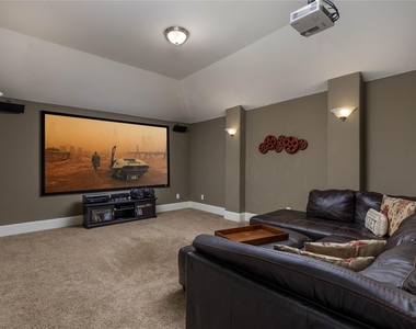 13888 Eleanor Avenue - Photo Thumbnail 25
