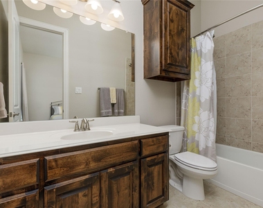 13888 Eleanor Avenue - Photo Thumbnail 20