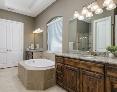 13888 Eleanor Avenue - Photo Thumbnail 18