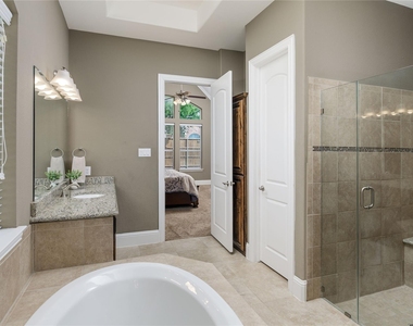 13888 Eleanor Avenue - Photo Thumbnail 17
