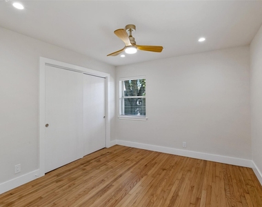 11138 Wyatt Street - Photo Thumbnail 7
