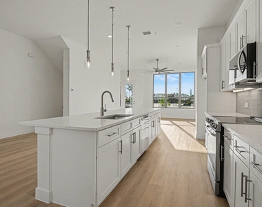 13351 Goodland Street - Photo Thumbnail 9