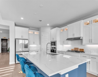 4158 Yellow Jasmine Lane - Photo Thumbnail 11