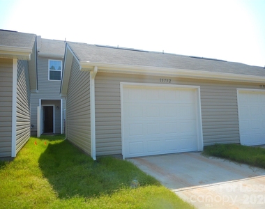 15752 Country House Street - Photo Thumbnail 11