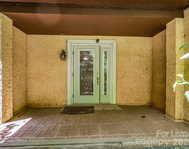 335 Melrose Avenue - Photo Thumbnail 37
