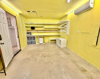 1202 Frio Lane - Photo Thumbnail 24