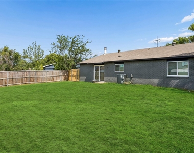5309 Rutledge Court - Photo Thumbnail 7