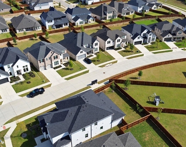 6500 Fort Parker Way - Photo Thumbnail 6