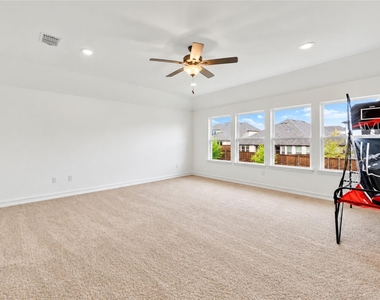 6500 Fort Parker Way - Photo Thumbnail 14