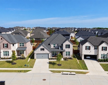 6500 Fort Parker Way - Photo Thumbnail 7
