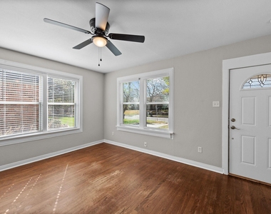 3770 W 6th Street - Photo Thumbnail 4