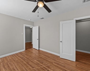 3770 W 6th Street - Photo Thumbnail 10