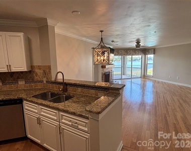 1332 Torrence Circle - Photo Thumbnail 11